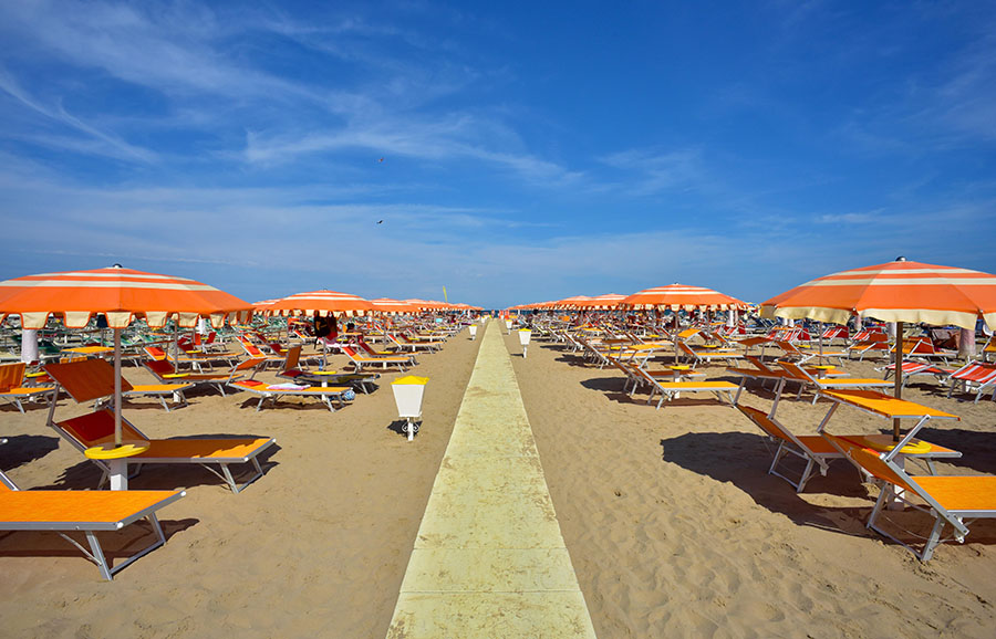 Spiaggia di Rimini: servizi, attività e prezzi - Rimini Suite Hotel